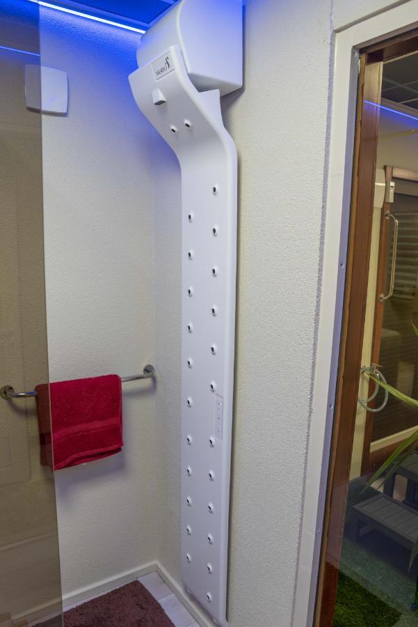 E 14 Aparthotel Berekfürdő Bagian luar foto